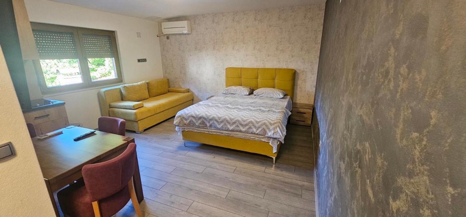 Apartmani Vesto Banja Luka Exterior foto