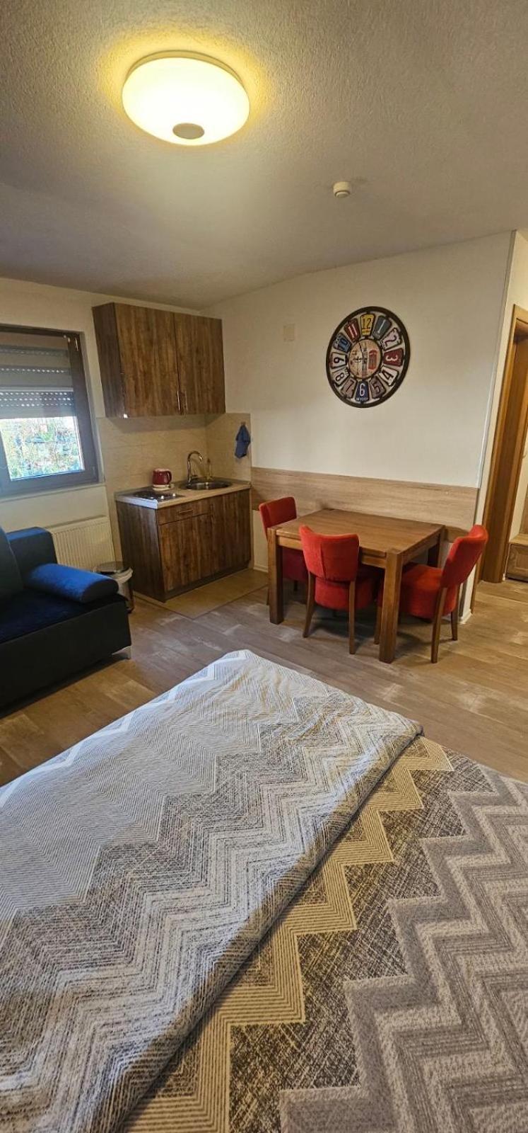 Apartmani Vesto Banja Luka Exterior foto